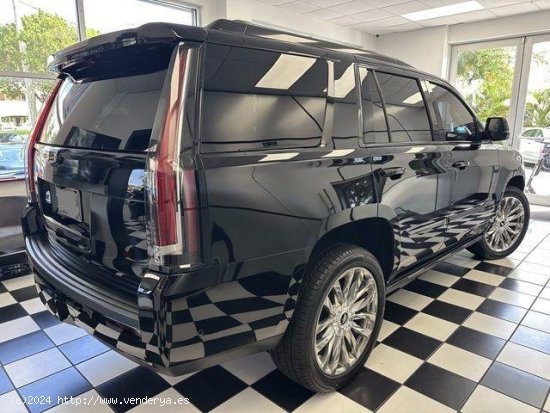 CADILLAC Escalade en venta en BanastÃ¡s (Huesca) - BanastÃ¡s