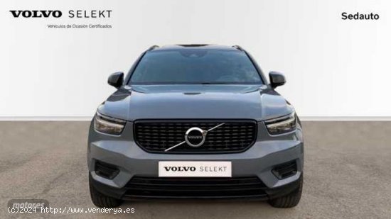 Volvo XC40 1.5 T3 R-DESIGN AUTO 5P de 2019 con 133.407 Km por 27.900 EUR. en Murcia