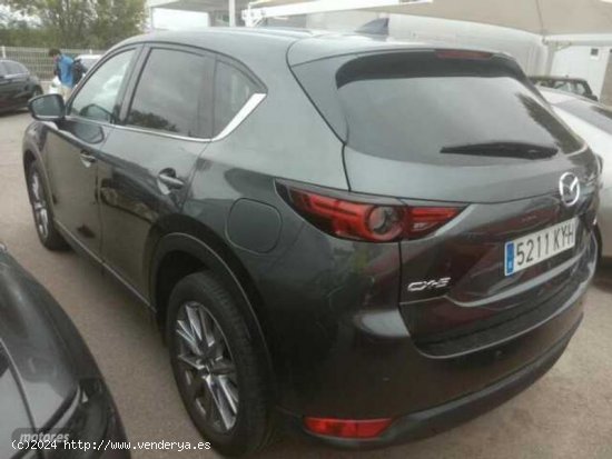 Mazda CX-5 todoterreno 2.2 D 110KW ZENITH 2WD AUT 150 5P de 2019 con 90.366 Km por 23.600 EUR. en Se