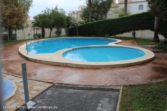  Se alquila adosado en Urbanización Costa Hispania de Gran Alacant! - ALICANTE 