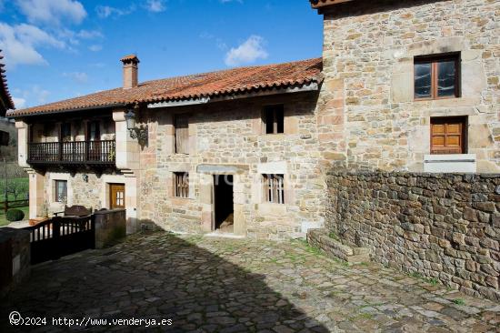 BÁRCENA MAYOR: UNA MARAVILLA PARA LOS SENTIDOS - CANTABRIA