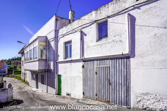 CASA para REFORMAR a 450 m. de la PLAYA por 69.900 € - A CORUÑA