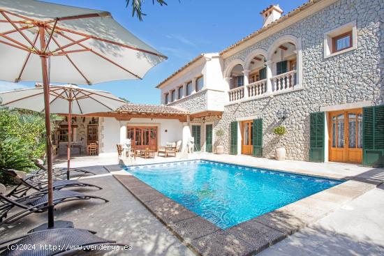  CHALET PIEDRA DE ALTAS CALIDADES EN ES CAPDELLÀ CON PISCINA Y VISTAS A LA MONTAÑA - BALEARES 