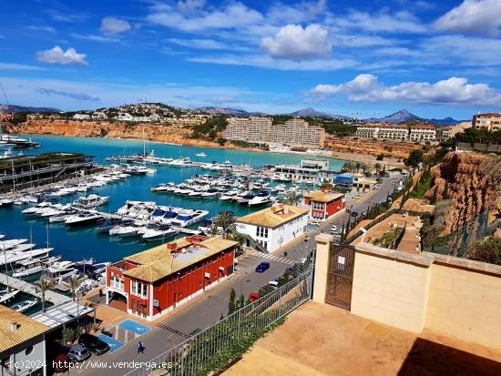 PRECIOSO APARTAMENTO CON VISTAS AL MAR EN URBANIZACIÓN DE LUJO EN PORT ADRIANO - BALEARES