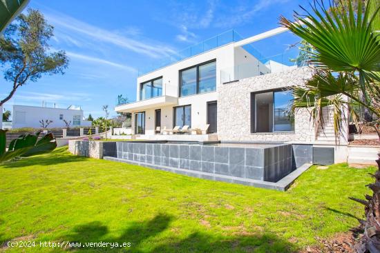 VILLA DE LUJO CONTEMPORÁNEA DE NUEVA CONSTRUCCIÓN EN NOVA SANTA PONSA - BALEARES