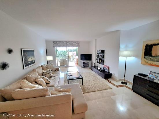 MARAVILLOSO APARTAMENTO EN BONITA COMUNIDAD EN NOVA SANTA PONSA - BALEARES