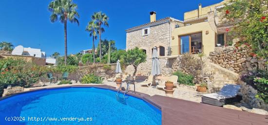 EXTRAORDINARIA CASA DE PUEBLO CON ESPECTACULARES VISTAS PANORAMICAS EN CALVIA - BALEARES