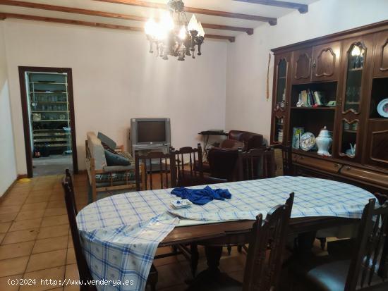 VENTA DE CASA CON TERRENO EN BARCENA DEL BIERZO - LEON