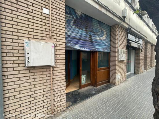  SE VENDE LOCAL COMERCIAL EN OLESA DE MONTSERRAT, ZONA CENTRO - BARCELONA 