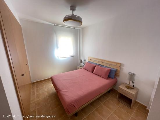 SE ALQUILA APARTAMENTO EN MARINA DE LA TORRE HASTA JUNIO!!! - ALMERIA