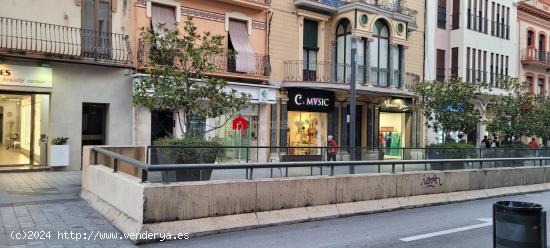 Local de 130 m2 en la mejor zona comercial de Tarragona. - TARRAGONA