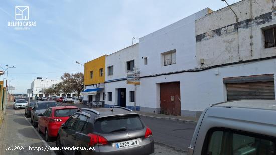  Se Vende en Isla Cristina - HUELVA 