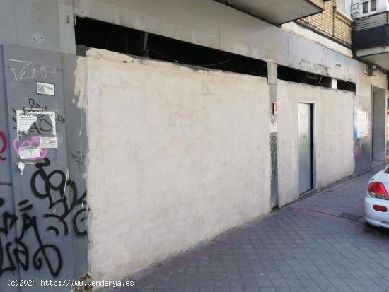  SE VENDE LOCAL COMERCIAL EN CL CHIMBO Nº 2 - Madrid - Madrid - MADRID 