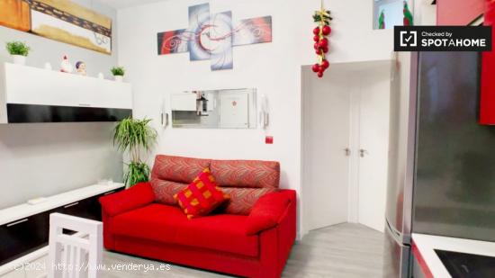 Moderno apartamento de 2 dormitorios con aire acondicionado en alquiler en Centro - MADRID