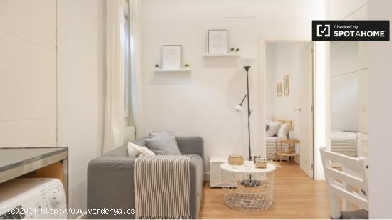 Elegante apartamento de 1 dormitorio en alquiler en Almagro y Trafalgar - MADRID