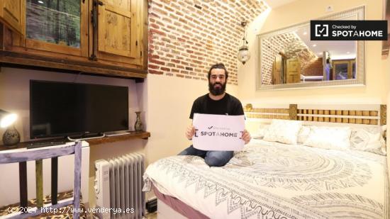 Apartamento con encanto en alquiler en Malasaña - MADRID