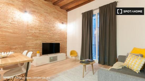 Precioso apartamento de 3 dormitorios en alquiler en Barri Gòtic - BARCELONA