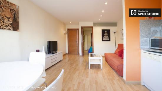 Moderno apartamento de 1 dormitorio con aire acondicionado en alquiler en Eixample, cerca de Plaça 