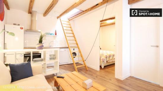 Encantador apartamento de 2 dormitorios en alquiler en Lavapiés - MADRID