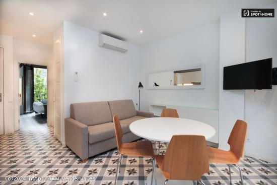  Apartamento de 1 dormitorio en alquiler en Sagrada Familia - BARCELONA 