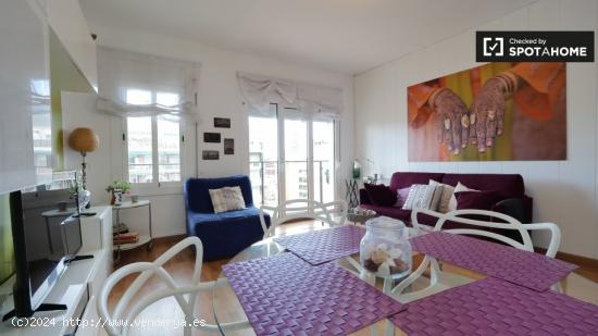 Moderno apartamento de 3 dormitorios con balcones en alquiler en Sant Martí - BARCELONA