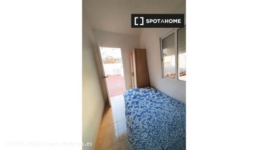 Habitación amueblada, apartamento de 10 dormitorios en Les Corts, Barcelona - BARCELONA