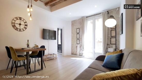  Precioso apartamento de 1 dormitorio con balcón y aire acondicionado en alquiler en El Born, cerca  