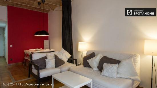 Elegante apartamento de 2 dormitorios con balcón en alquiler en Poblenou - BARCELONA