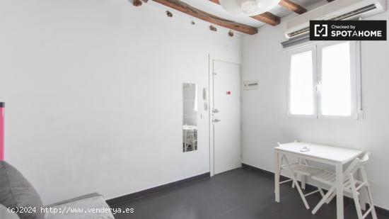 Moderno apartamento de 1 dormitorio en alquiler en Malasaña - MADRID