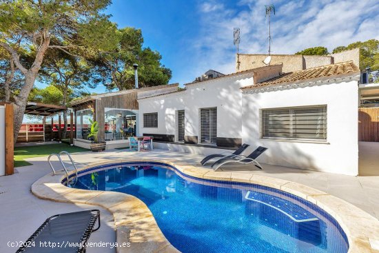  Villa en venta en Orihuela (Alicante) 