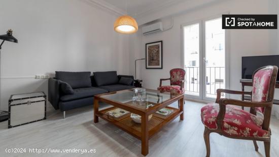 Moderno apartamento de 3 dormitorios en alquiler en L'Eixample - VALENCIA