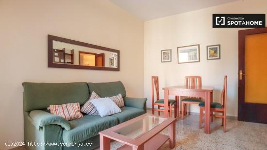 Se alquila habitación en piso de 3 dormitorios en Les Corts - BARCELONA