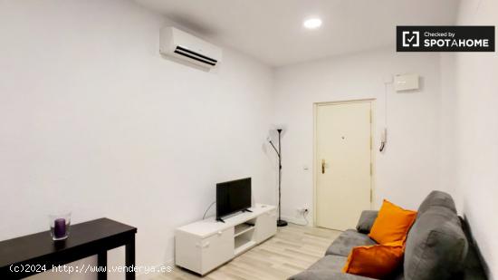 Encantador apartamento de 1 dormitorio con aire acondicionado en alquiler en Delicias - MADRID