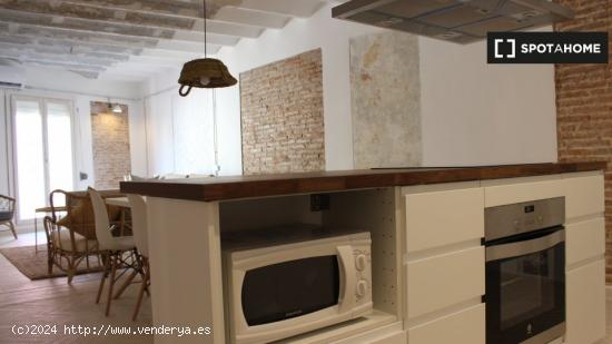 Apartamento de 2 dormitorios en alquiler en El Raval - BARCELONA