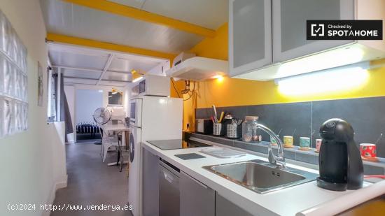 Elegante apartamento de 2 dormitorios en alquiler en Sants - BARCELONA