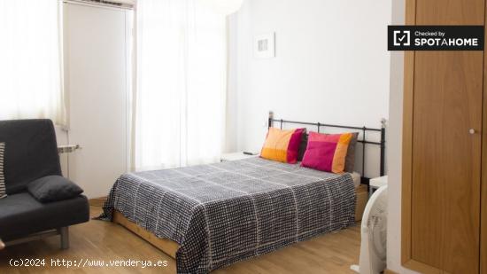 Apartamento estudio con acceso a piscina en alquiler en Centro - MADRID