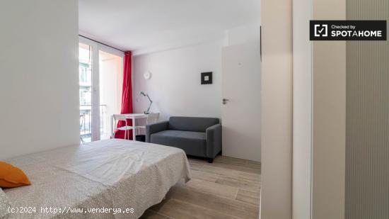 Habitación luminosa en apartamento de 4 dormitorios en Benimaclet - VALENCIA