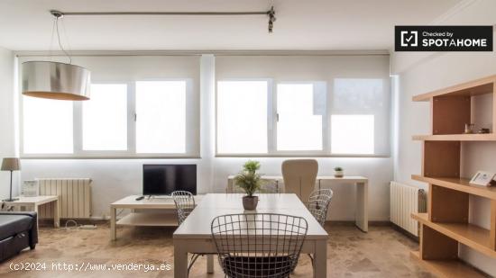 Elegante apartamento de 3 dormitorios en alquiler en Camins al Grau - VALENCIA