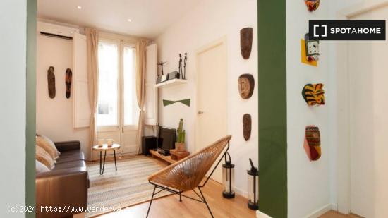 Apartamento de 2 habitaciones en alquiler en Poble-sec - BARCELONA