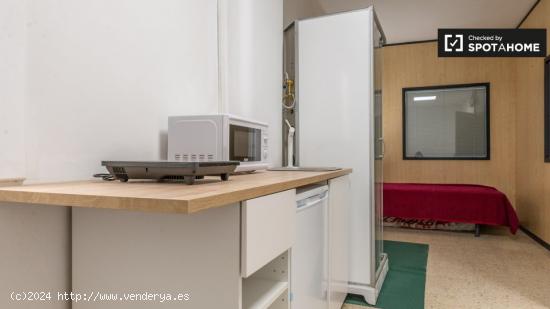 Bonito estudio en alquiler en Vila Olímpica. - BARCELONA