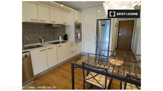 Elegante apartamento de 1 dormitorio en alquiler cerca del Poble Espanyol en L'Hospitalet de Llobreg