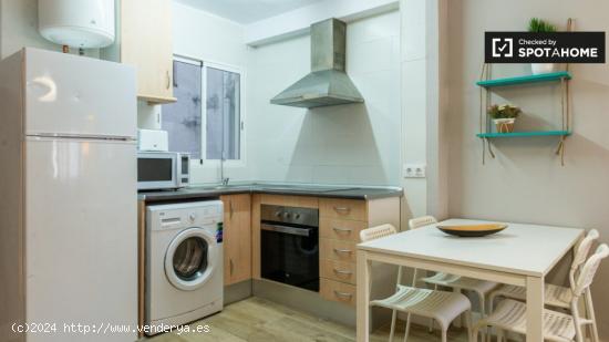 Adorable apartamento de 2 dormitorios en alquiler cerca del metro en Horta-Guinardó - BARCELONA