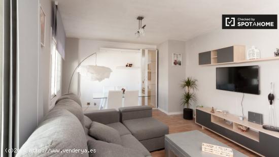 Amplio apartamento de 5 dormitorios en alquiler en Gràcia. - BARCELONA