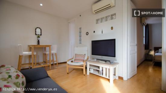 Apartamento de 2 dormitorios en alquiler en Eixample Esquerra - BARCELONA