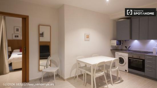 Apartamento contemporáneo de 2 dormitorios en alquiler en Barri Gòtic - BARCELONA