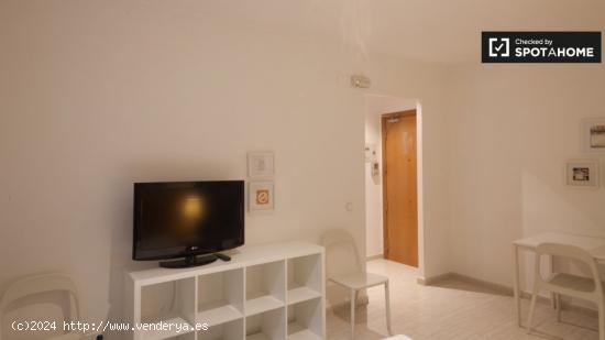 Luminoso apartamento de 1 dormitorio en alquiler en Barri Gòtic - BARCELONA