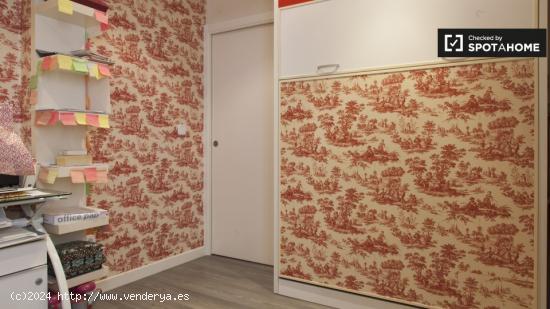 Acogedora habitación en alquiler en apartamento de 2 dormitorios en Salamanca. - MADRID