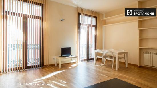 Soleado apartamento de 1 dormitorio en alquiler en Barri Gòtic - BARCELONA