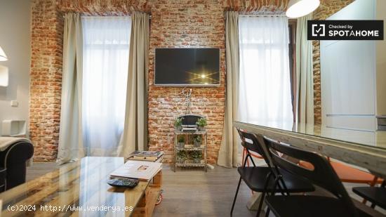 Encantador apartamento de 2 dormitorios en alquiler en el elegante Malasaña - MADRID