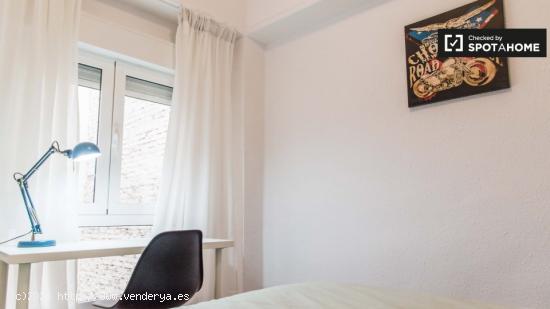 Apartamento de 5 habitaciones en Russafa - VALENCIA